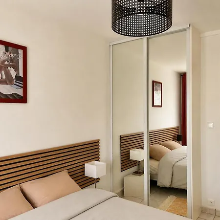 Appartement à Avec Balcon, à Proximité